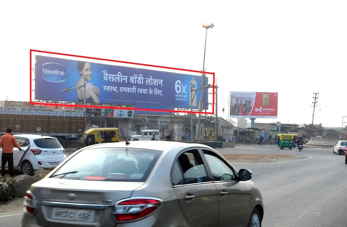 Purani Chawani Chouraha (120x20)